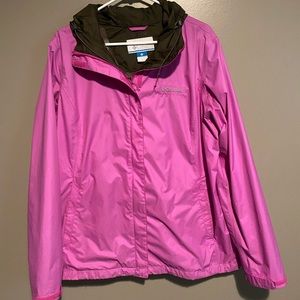 Columbia lined windbreaker, rain jacket.  Like new!